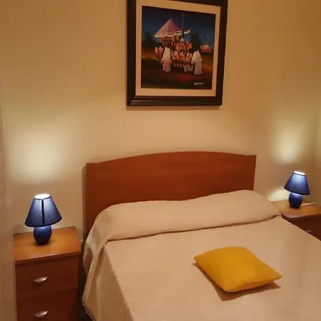 In Baia Varde Vicino Al Praja